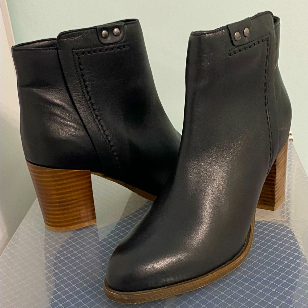 MADDISON Leather Boots